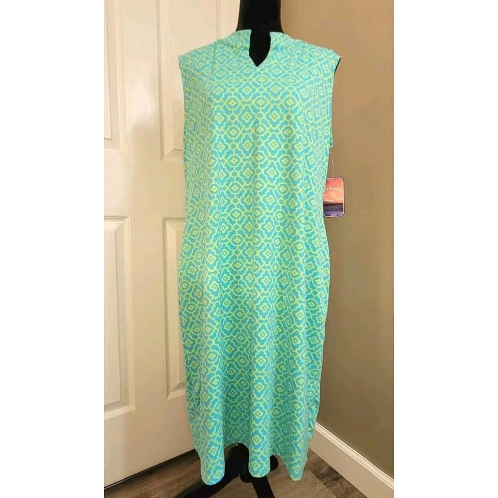 Sunsets & Sweet Tea Anywhere Dress Size XL Aqua UPF 50 Moisture Wicking NWT